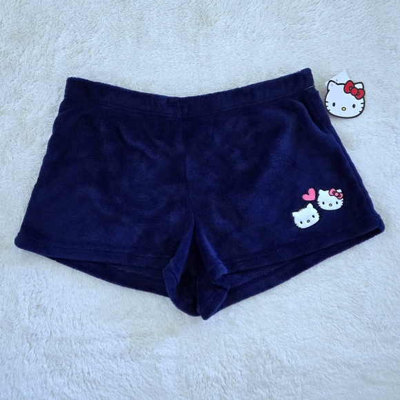 Hello👋 Kitty🐈 By Sanrio Sleep😴 Shorts Set - NWT - Picture 2 of 14